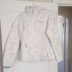 Columbia Omni-heat white marble jacket